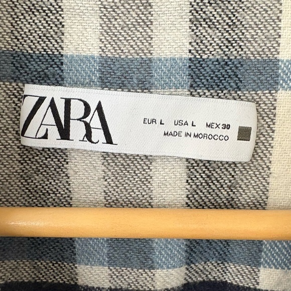 ZARA - Cropped Plaid Jacket - Size Large - Picture 6 of 6